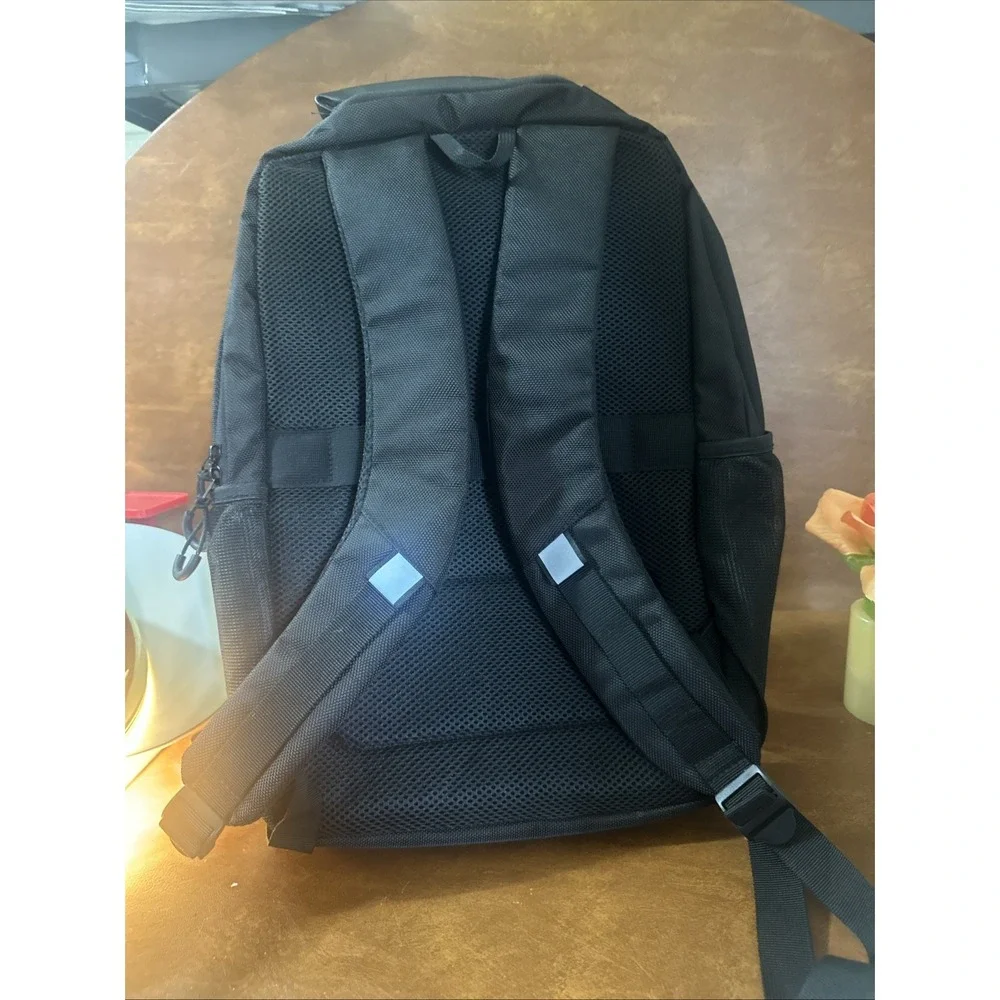 Benoss Milan Elite Travelers Collection Deluxe Backpack18x11x6 Cushion 4-Laptop